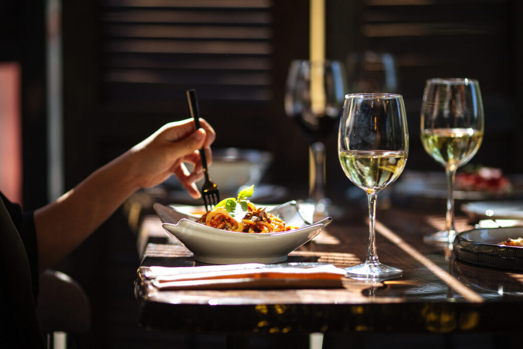 Savoring Moose Can Gully: A Food Lover’s Guide to Hidden Gems and Tasty Traditions